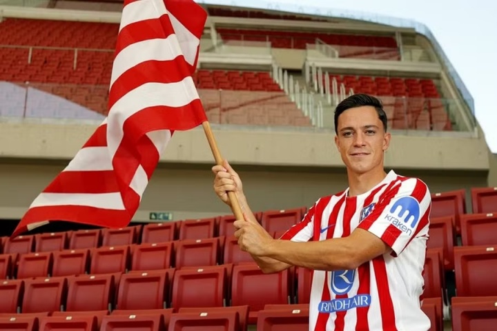 拉斯帕多里：这是一场梦，我非常高兴和自豪能够穿上马竞的球衣